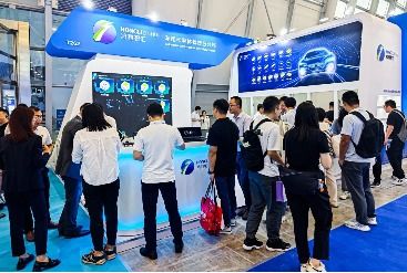 上海AEE展丨鴻利智匯汽車照明產品，以光為引，助力汽車產業智能化發展